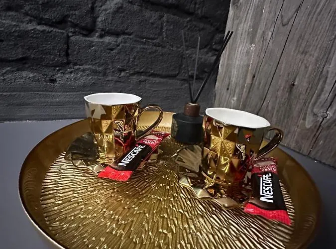 Darkhouse Versace Gold